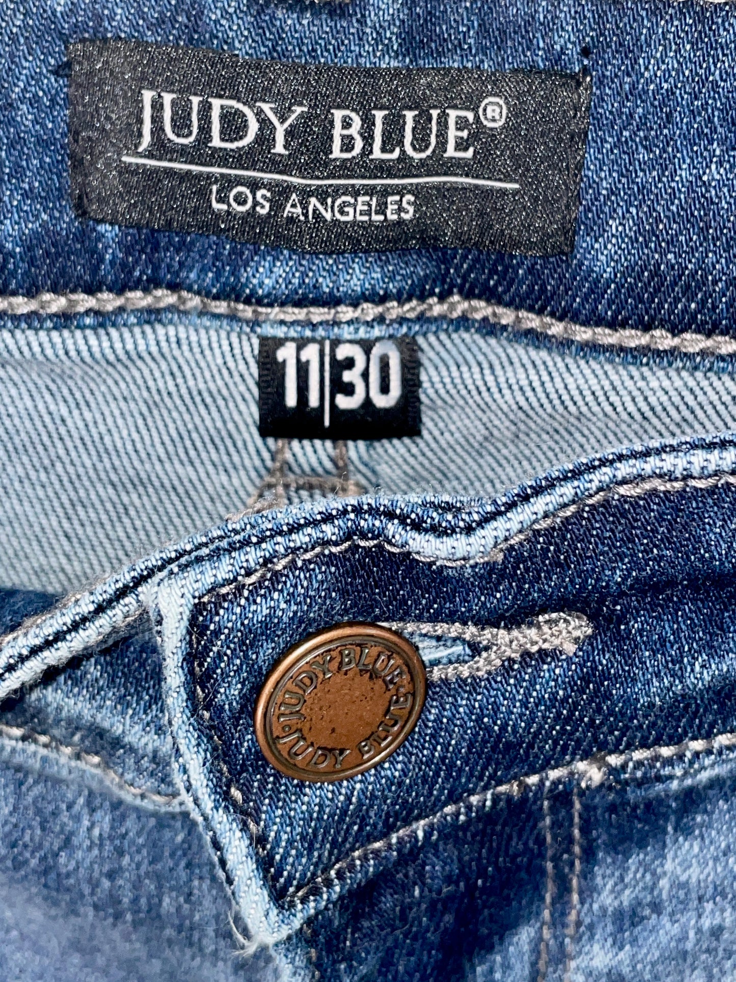 NWT Judy Blue Boyfriend Fit Women’s Blue Jeans - Size 11