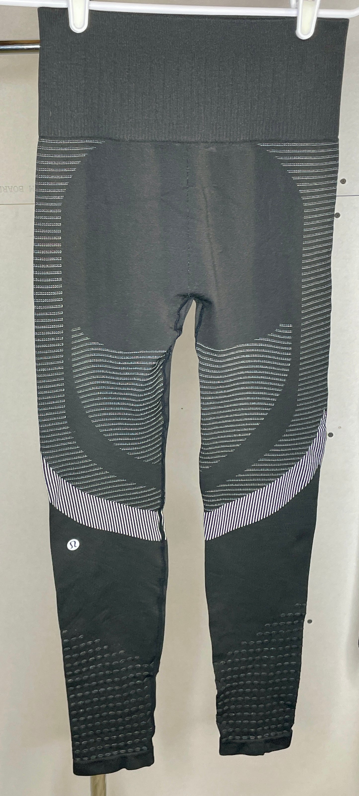 NWOT Lululemon Women Mapped Out HR Tight 28”LW5CEQS Black Silver - Size L