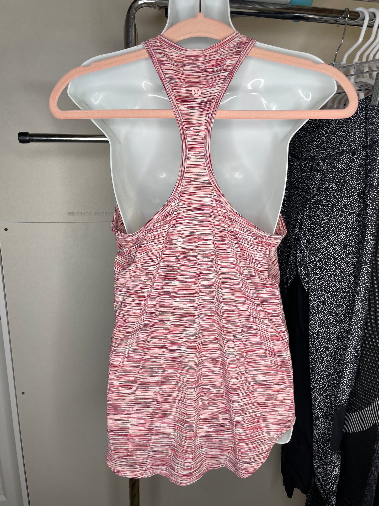 Lululemon Power Y Tank Top - Size 8