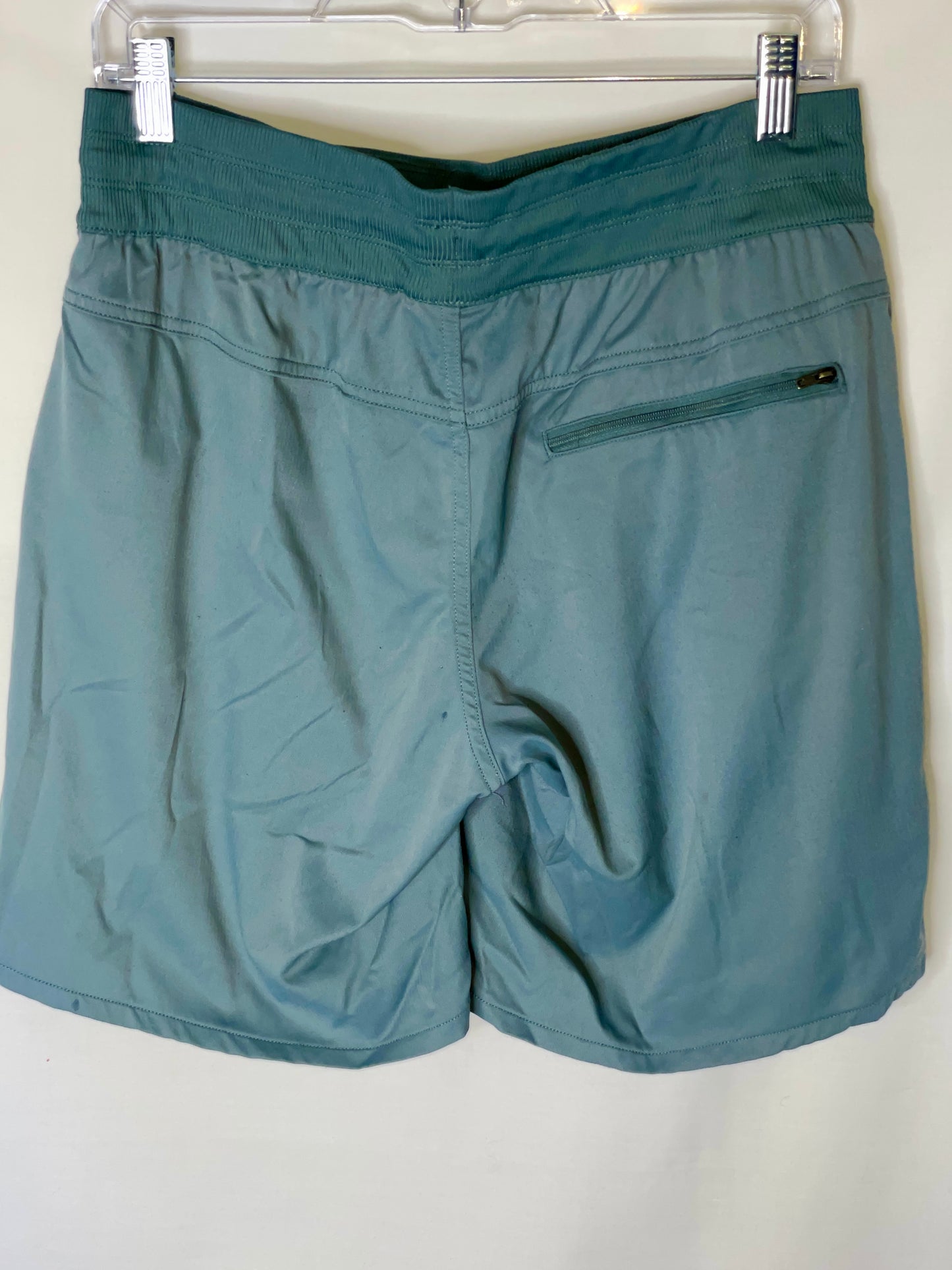 THE NORTH FACE Women's Aphrodite Motion Bermuda Short - Size M
