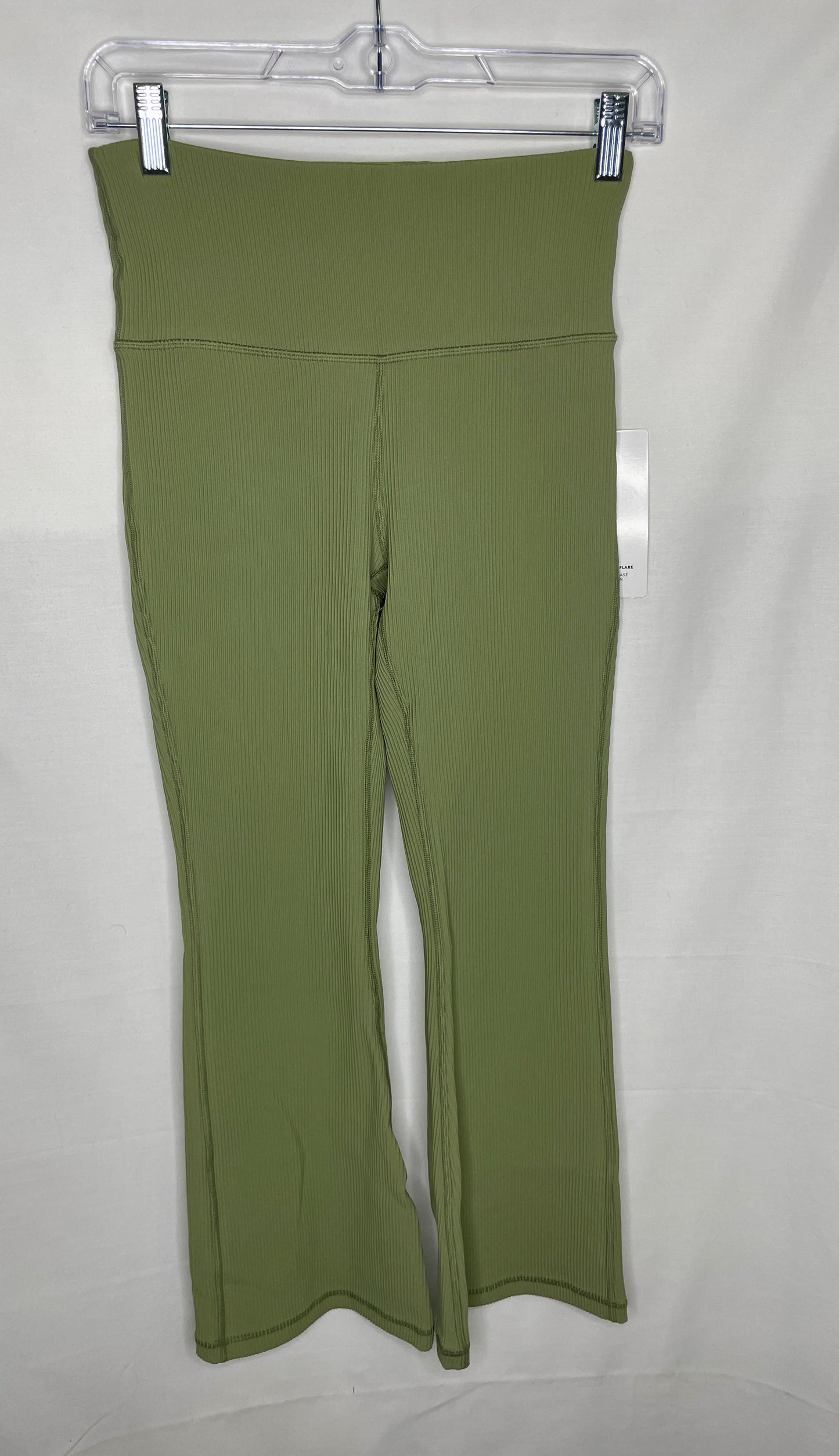 NWT ATHLETA Women's Elation Rib Crop Flare Pants Green - Size XS