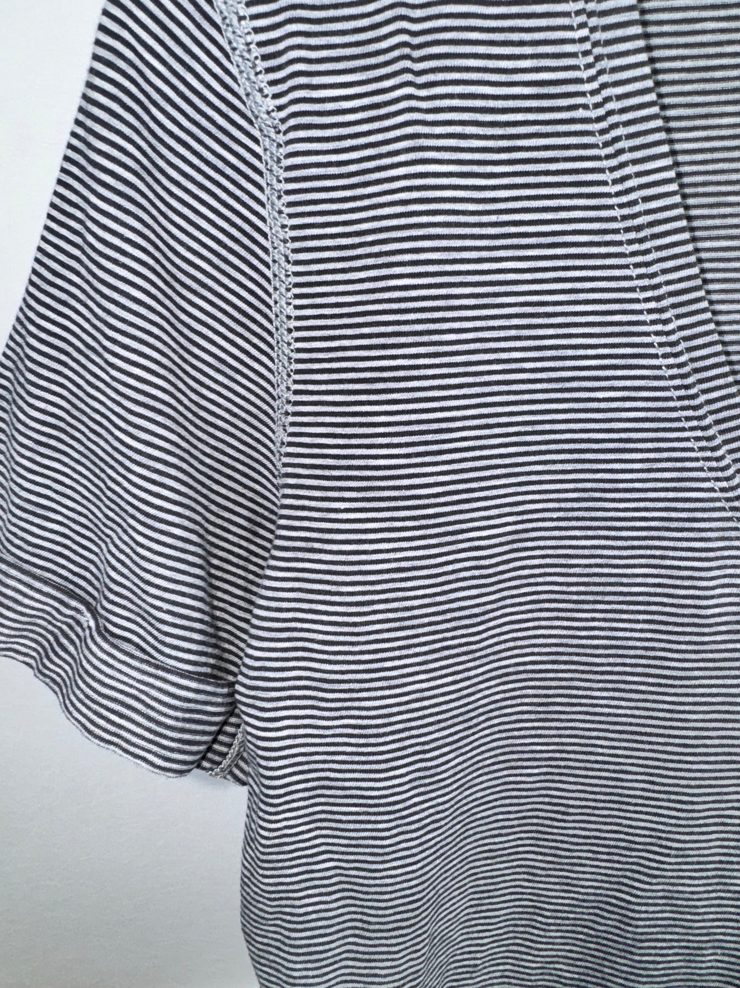 Lululemon Striped Black & White deep v short sleeve tee - Sz 8/M