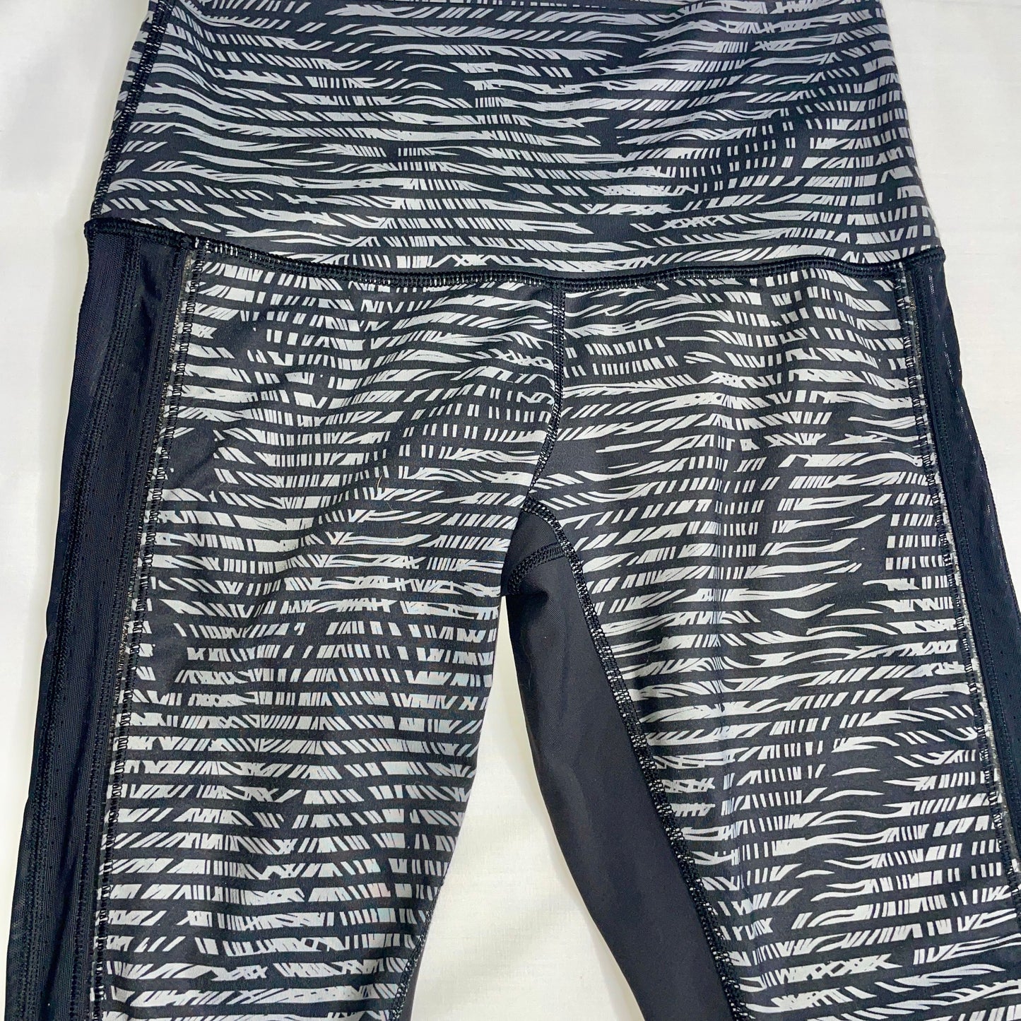 Lululemon Align High Rise Palm Pattern
