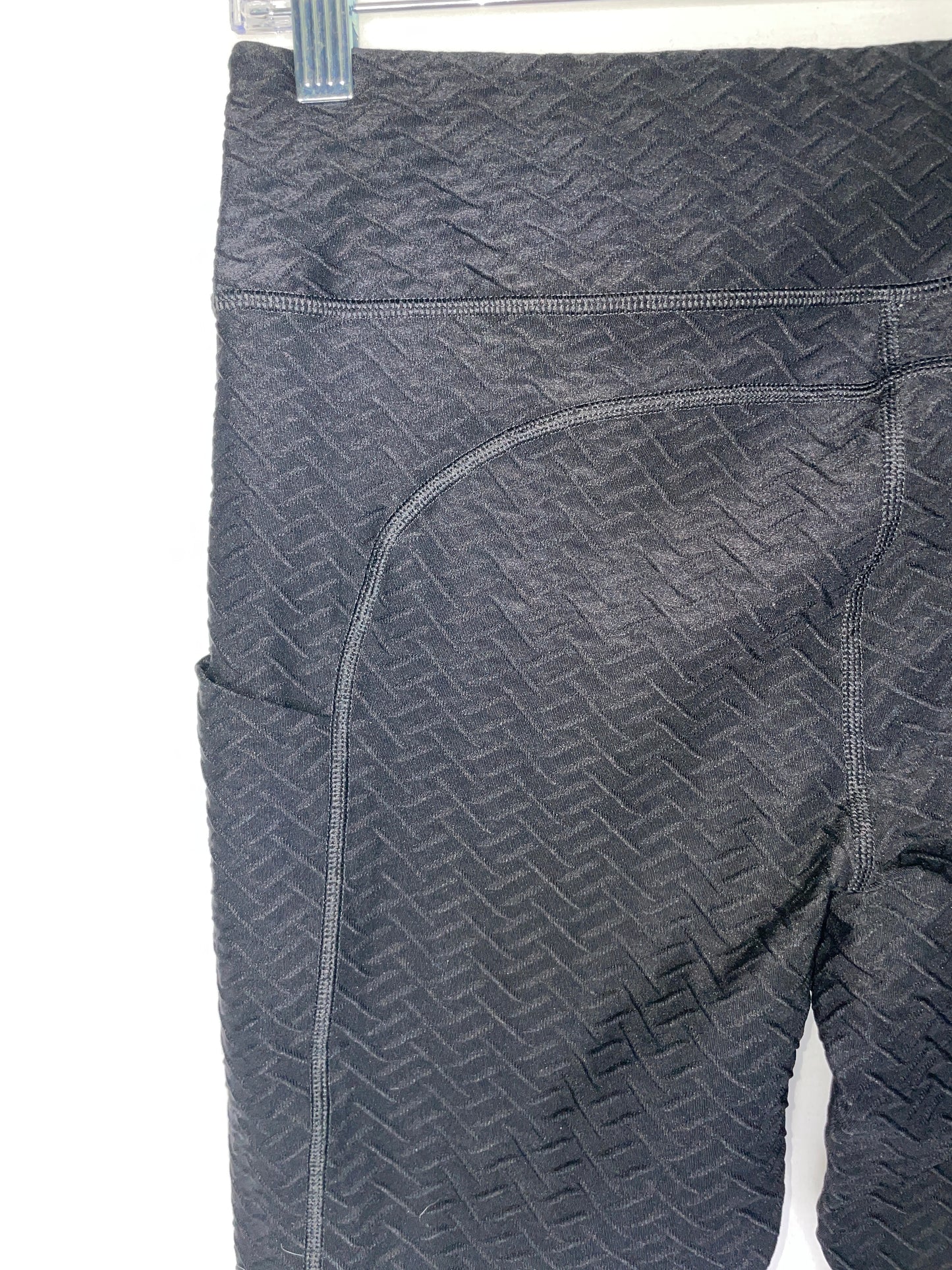 Lucy Black Textured Print Leggings - Size M