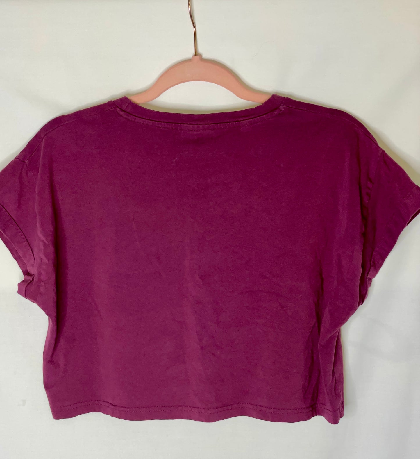 Gymshark Women's White and Pink Crop-top - Size L