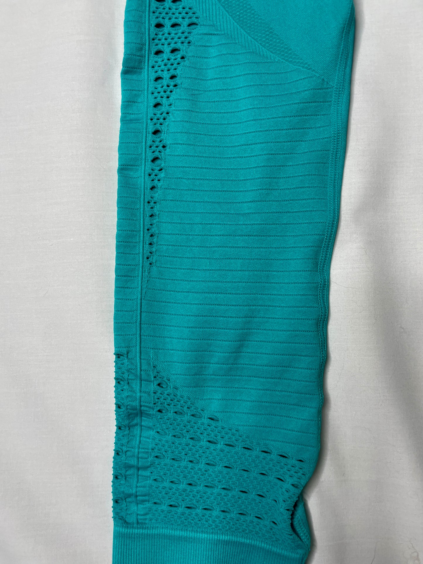 GYMSHARK Energy Seamless Mid-Rise Leggings - Tropical Blue - Size Medium