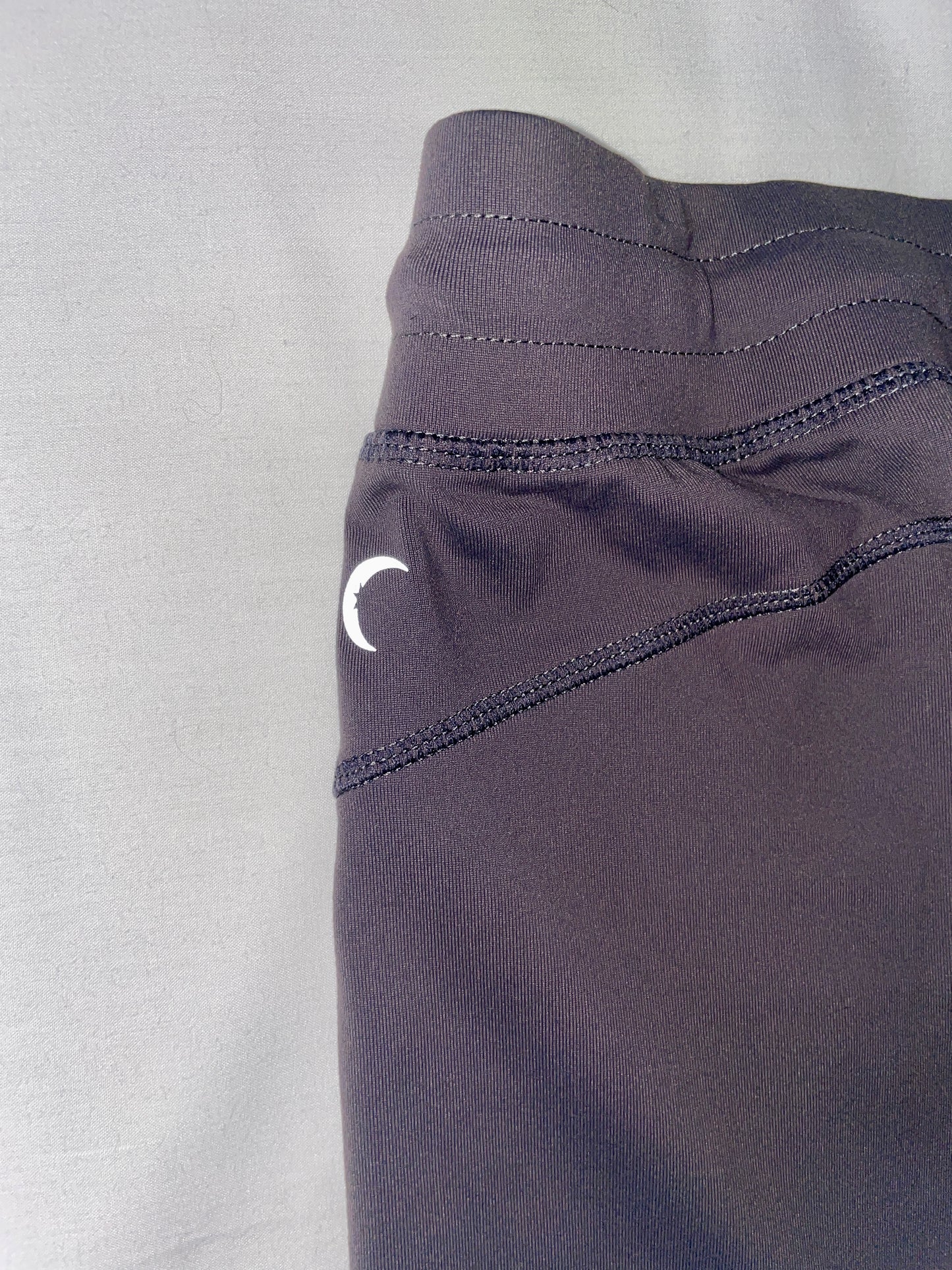 ZYIA Active Women's High Rise 25" Inseam Peak Joggers - Size M