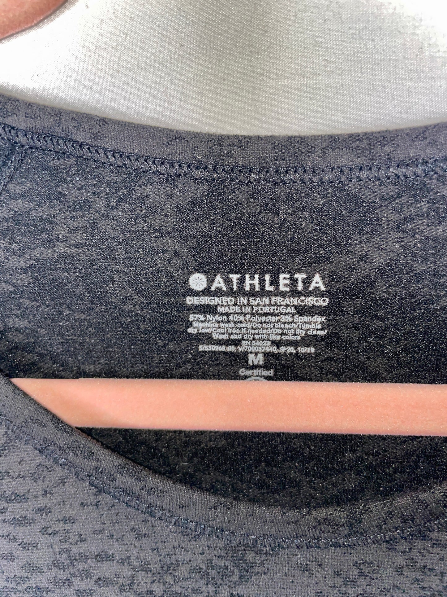 ATHLETA Speedlight Top Women's Black Long Sleeve - Size M