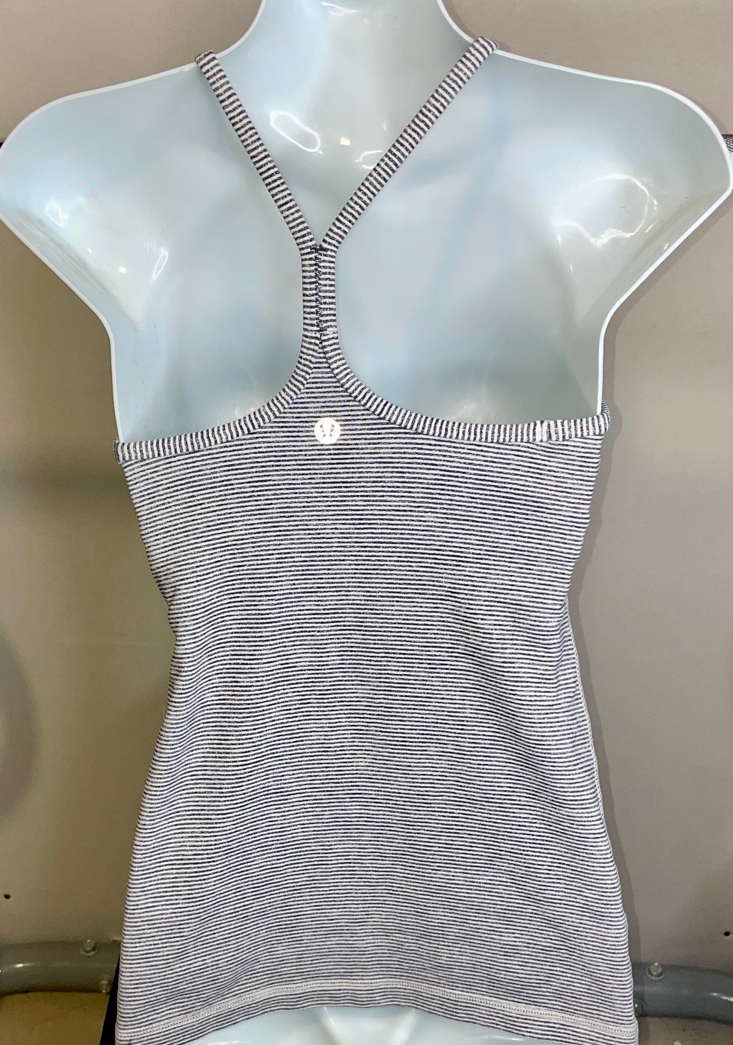 Lululemon Power Y Tank Top - Size 8